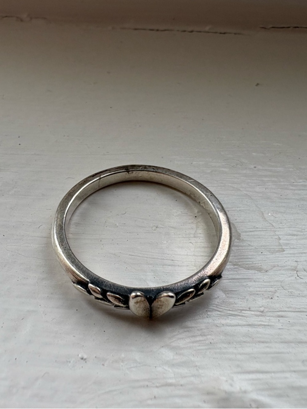 James Avery Sterling Silver Heart & Leaf Ring - Silver - Picture 2 of 3